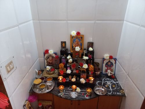 Customer photo review of Wooden 5 Step Deity / Pooja Stand With Lamp Stand Set (Pair)