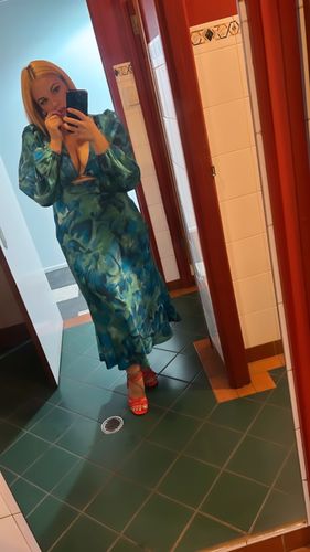 Customer photo review of Kora Satin Midi Dress - Green/Blue Print