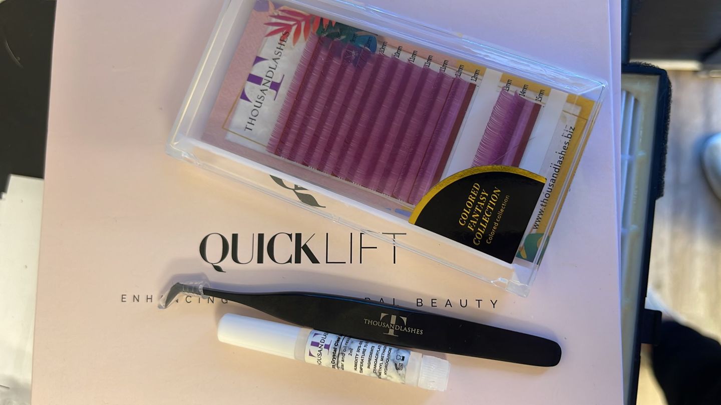 Customer photo review of LASH ADHESIVE SAMPLE