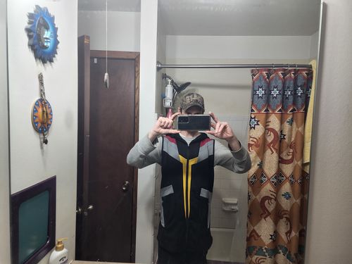 Customer photo review of ODINSON Sleeveless Hoodie