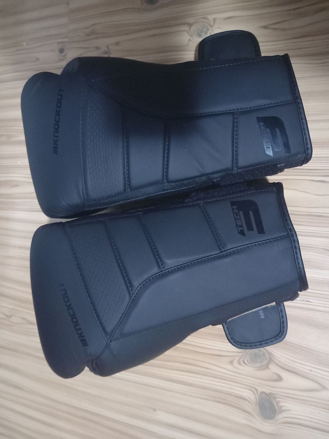 Customer photo review of Manusi Box Knockout Tech3