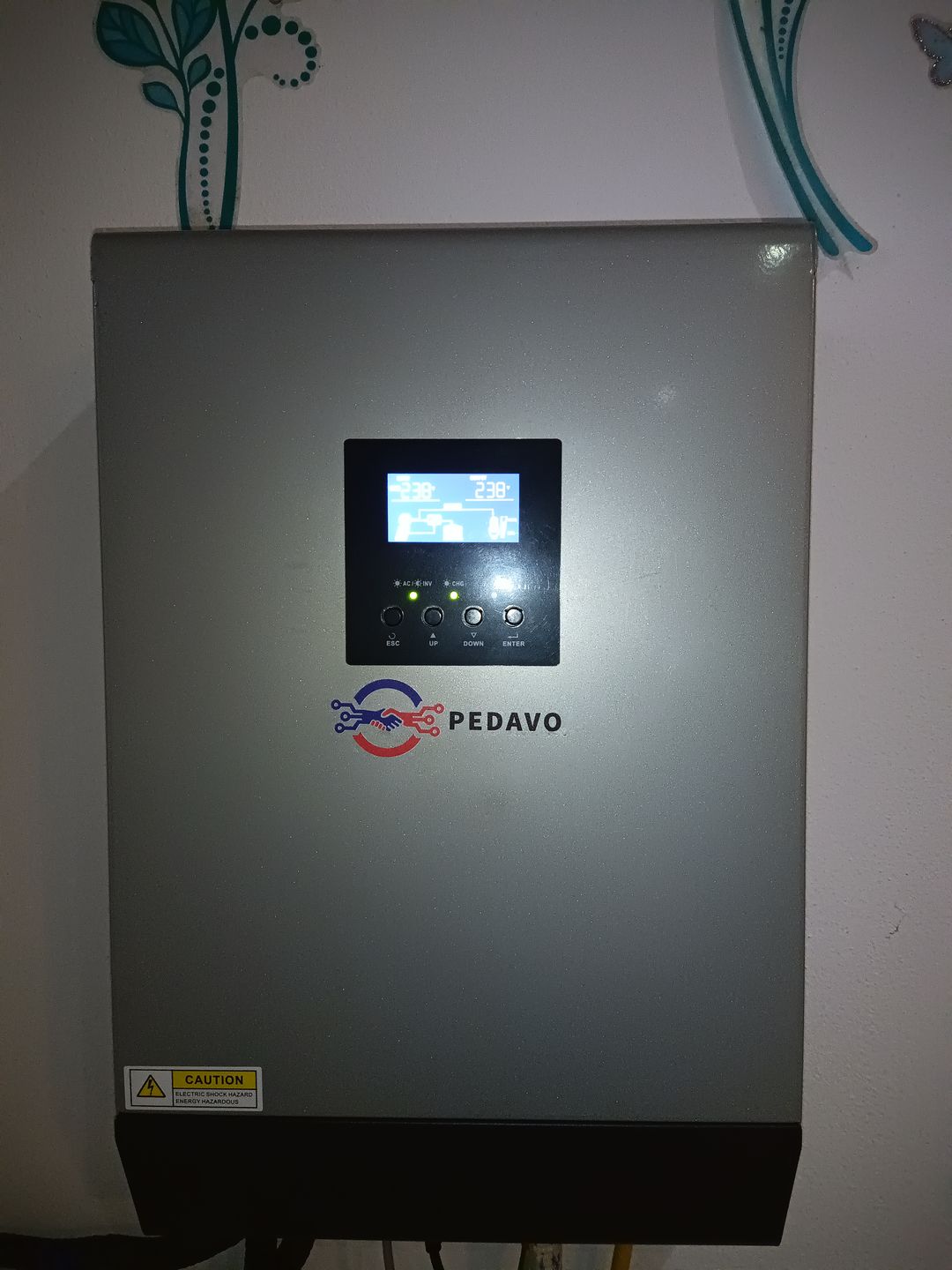 Customer photo review of Kit Panouri Fotovoltaice Invertor 5KVA 220V Off Grid Hibrid Solar Acumulatori Gel