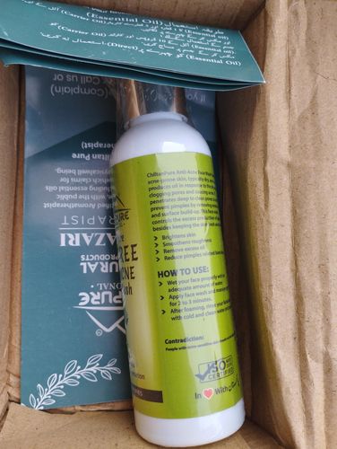 Customer photo review of Tea Tree Anti Acne Face Wash – Prevents Acne Eruptions, Removes Excess Oil, Reduces Blackheads & Whiteheads