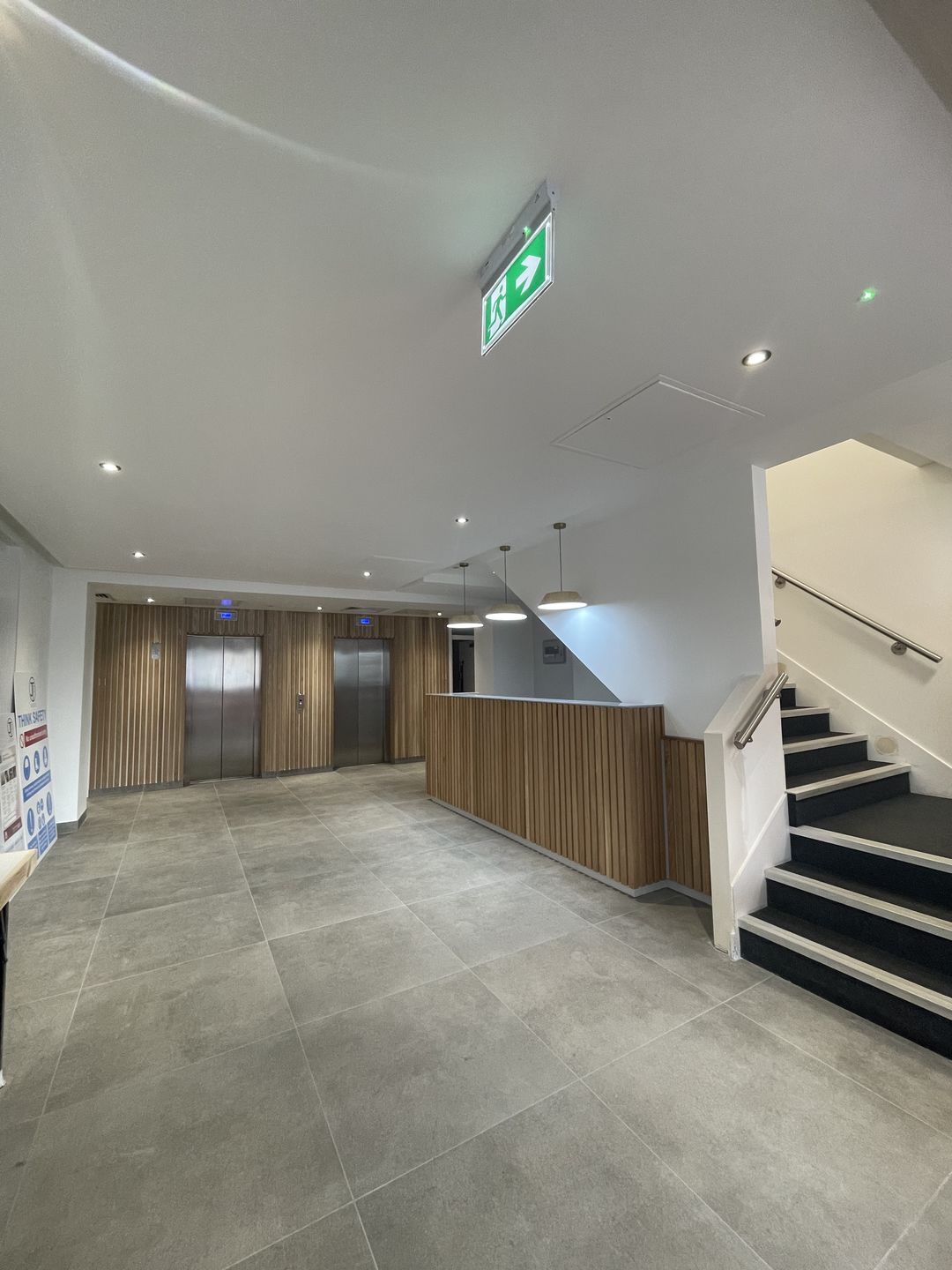 Customer photo review of SlatWall Acoustic Oak and Black