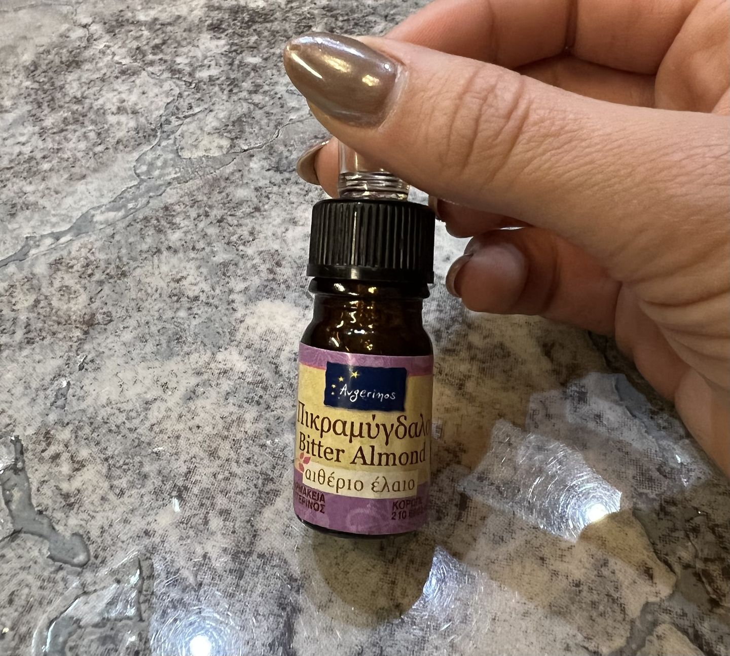 Customer photo review of Αιθέριο έλαιο Πικραμύγδαλο (Bitter Almond), φαρμακευτικής & καλλυντικής χρήσης