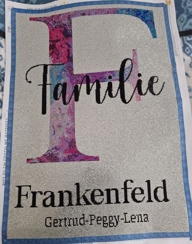 Customer photo review of Dein Familienname als Diamond Painting