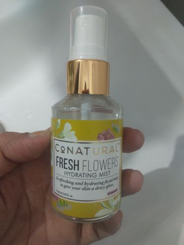 Customer photo review of Fresh Flowers Hydrating Mist
