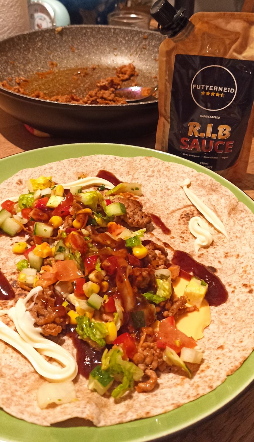 Customer photo review of ST1CKY ADD1CT Burger Sauce 500ml