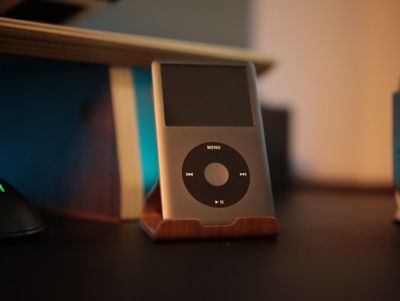 Customer photo review of Scandi Style Wooden iPhone Stand for Desk