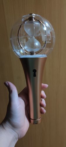 Customer photo review of ATEEZ Official Lightstick Ver 2