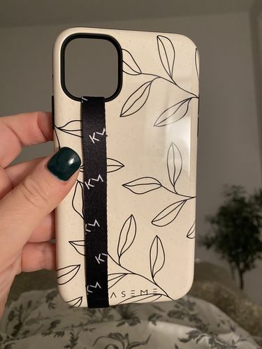 Customer photo review of Gloomy beige