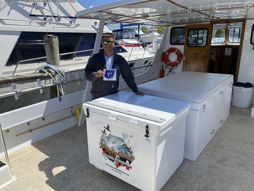 Customer photo review of ICEY-TEK 25 Quart Cooler
