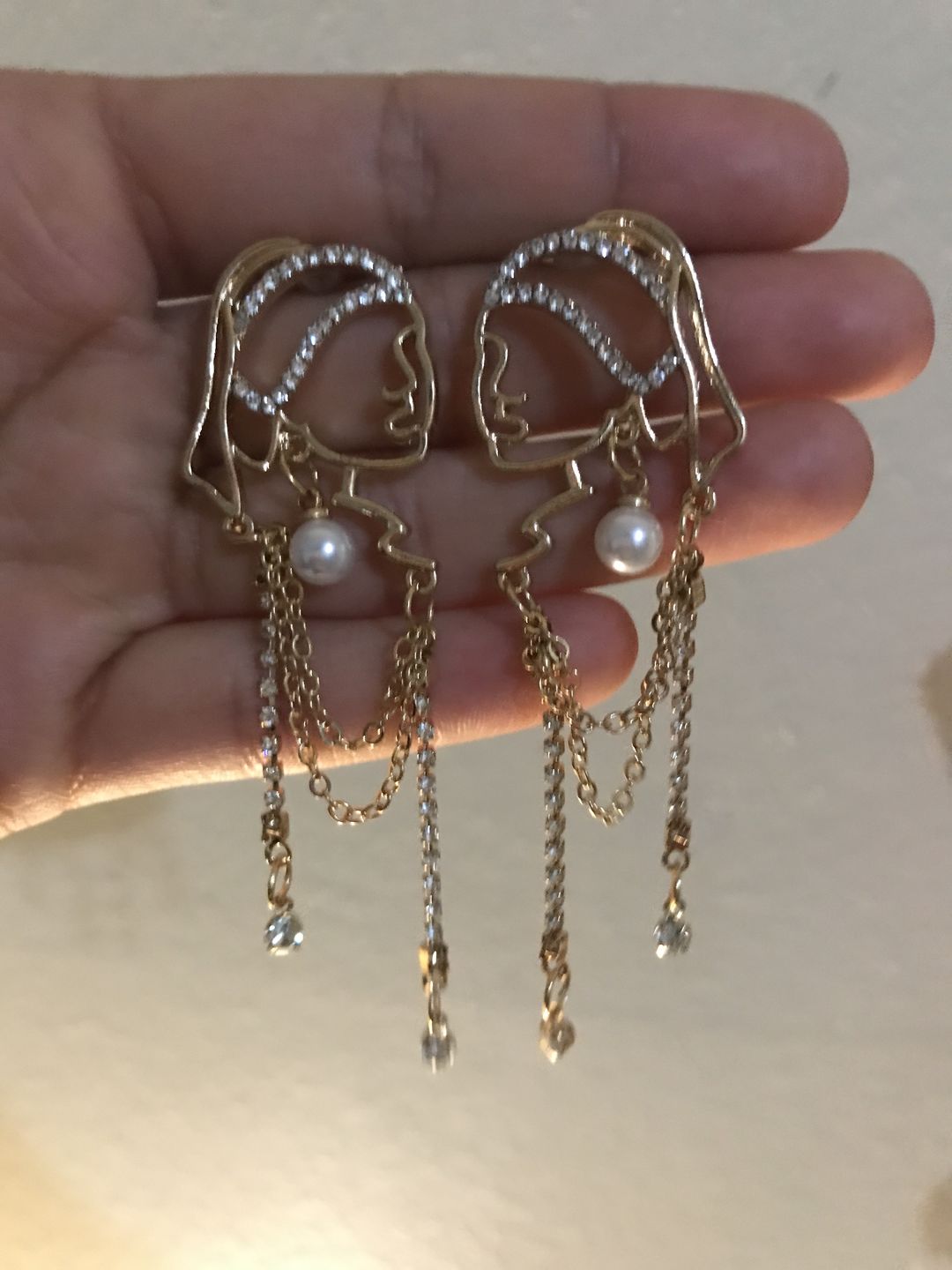 Customer photo review of Girl with a Pearl Earrings