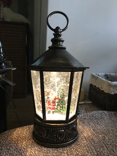 Sunny review of 聖誕佈置 聖誕老人飄雪手提六角燈 image 1 out of 1