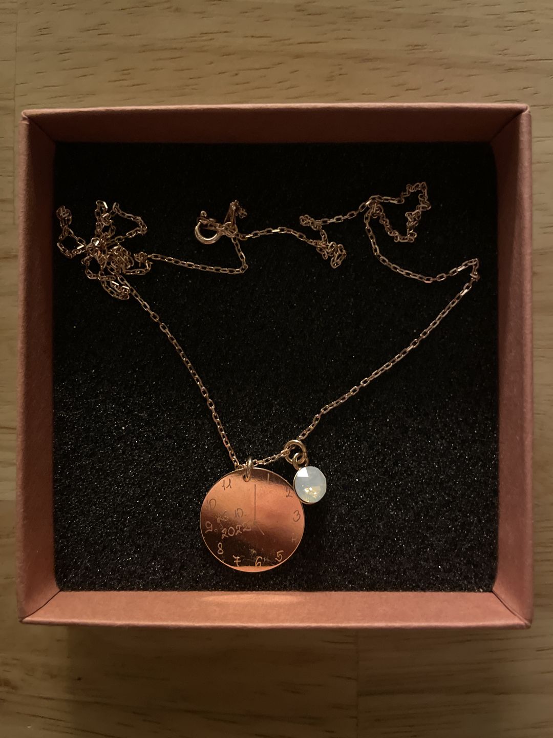 Customer photo review of Halskette Geburtsuhr