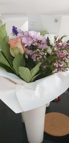 Customer photo review of Seasonal Posy - Small