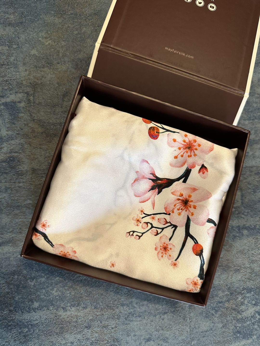 Customer photo review of Cherry Blossom Pure Silk Pillowcase