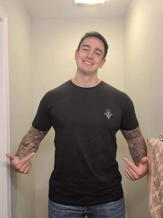 Customer photo review of Organic Tall T-shirt (Diamond)