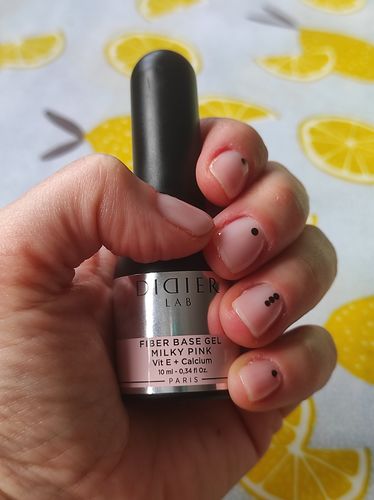 Customer photo review of Fiber Base gel Didier Lab, Milky Pink 10ml