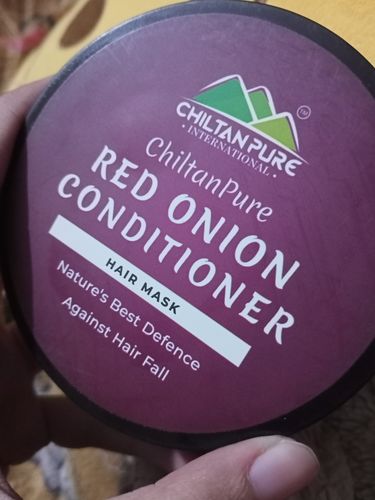 Customer photo review of Red Onion Conditioner Hair Mask – Nature’s Best Defence Against Hair Fall 250ml