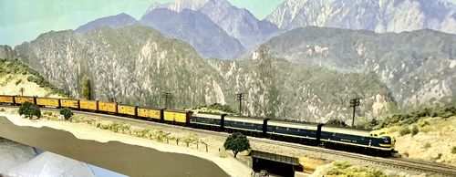 Customer photo review of BLI 6870 EMD F7B, ATSF 226B, Cat Whiskers Freight Scheme, Paragon4 Sound/DC/DCC, N