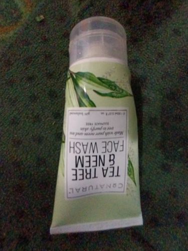 Customer photo review of Tea Tree & Neem Face Wash