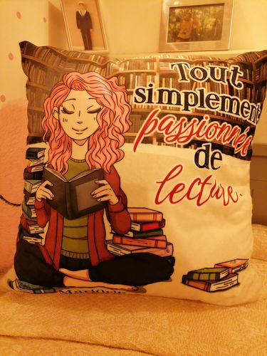 Customer photo review of La dévoreuse de livres - amis-Coussin