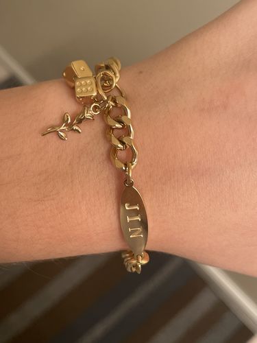 Customer photo review of Jin-Core Bracelet