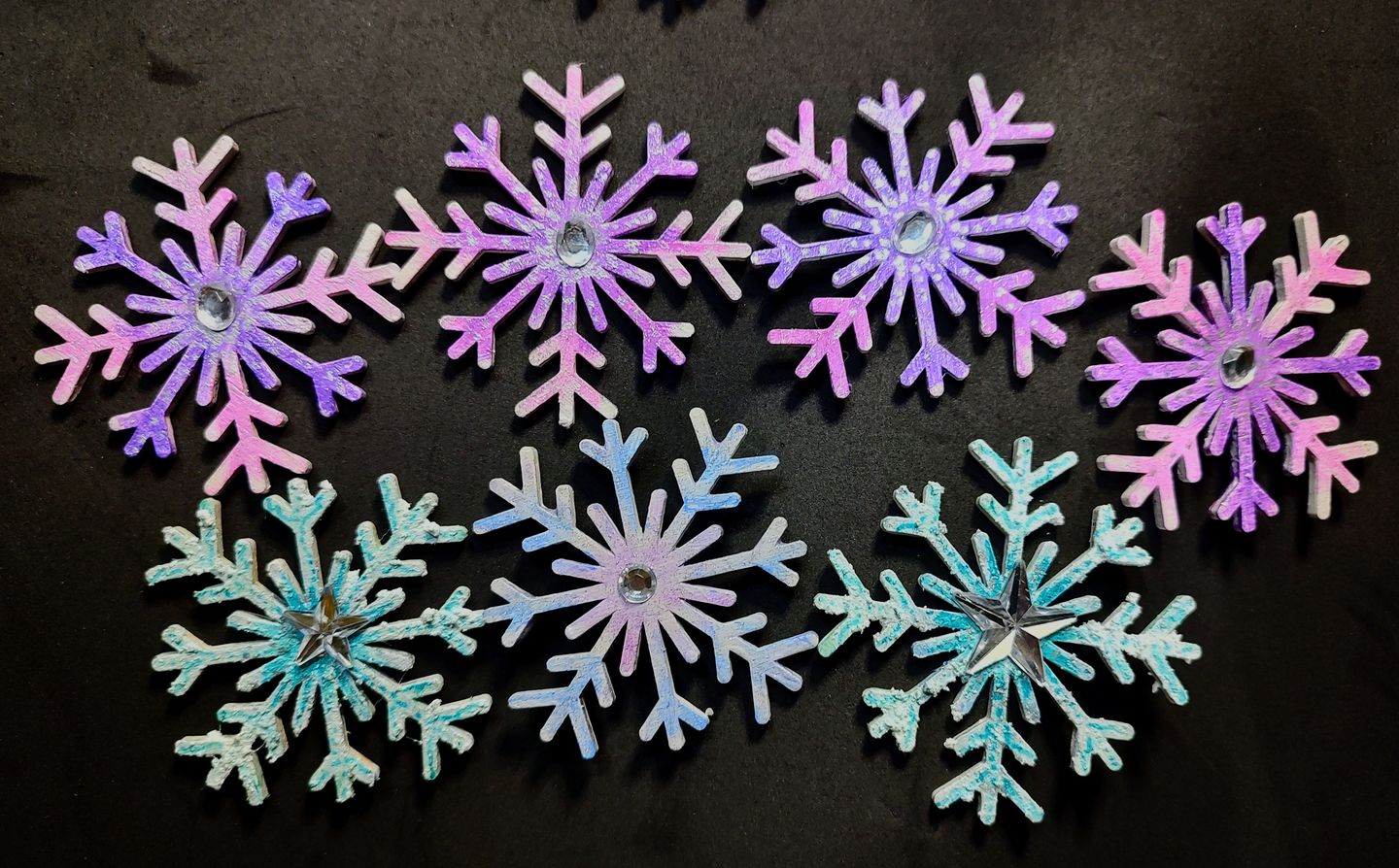 Customer photo review of Unfinished Wood Snowflake Shape - Winter Decor - Craft - up to 24" DIY