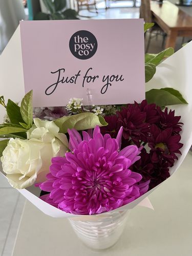 Customer photo review of Seasonal Posy - Small