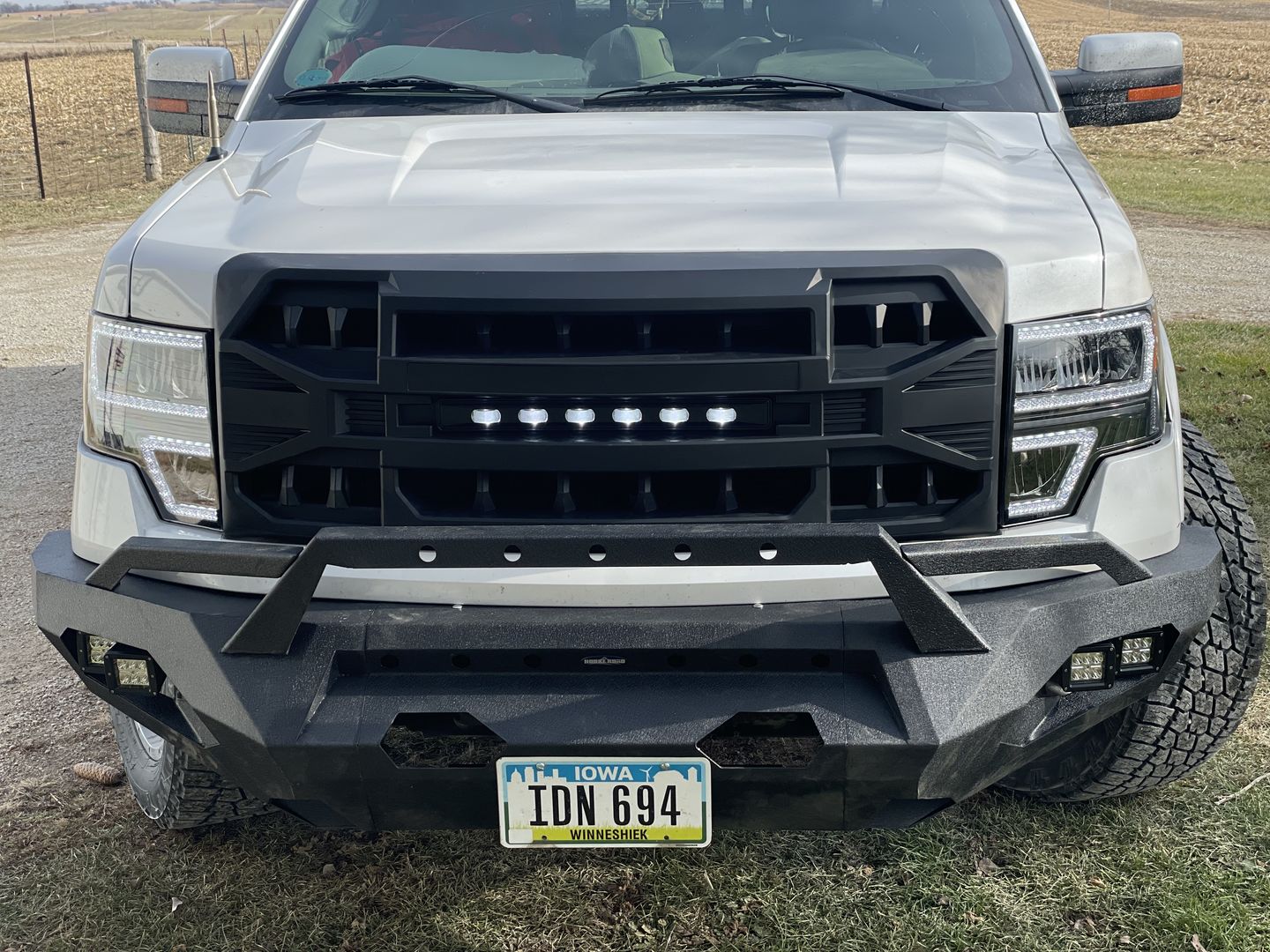 Customer photo review of Armor Grille w/ Off Road Lights for 2009-2014 Ford F150