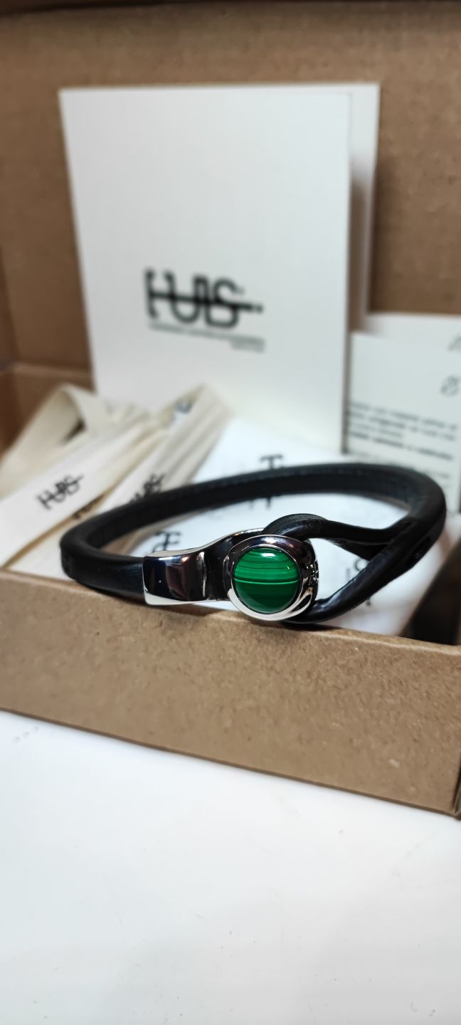Customer photo review of Bracciale pelle Petra Malachite Tulsi