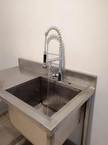 Customer photo review of Grifo para Fregadero de Cocina Monomando con Rociador Extraible Color Plata Brillante