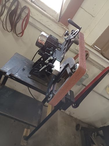 Customer photo review of Custom 2 X 72 Sanding Belt Grit Pack Assortment