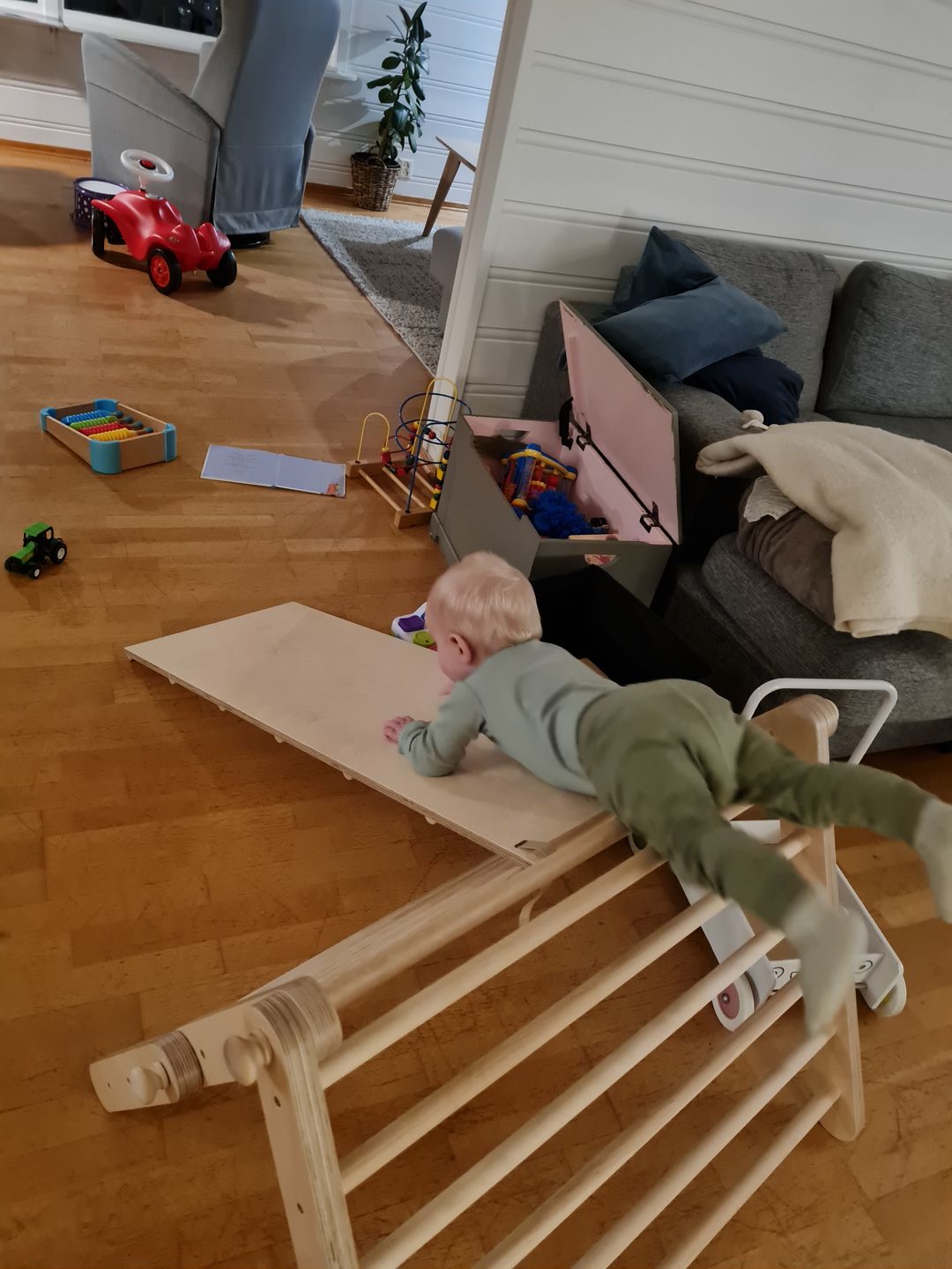 Customer photo review of Modifiable Climbing Frame MOPITRI®, Inspired by Emmi Pikler