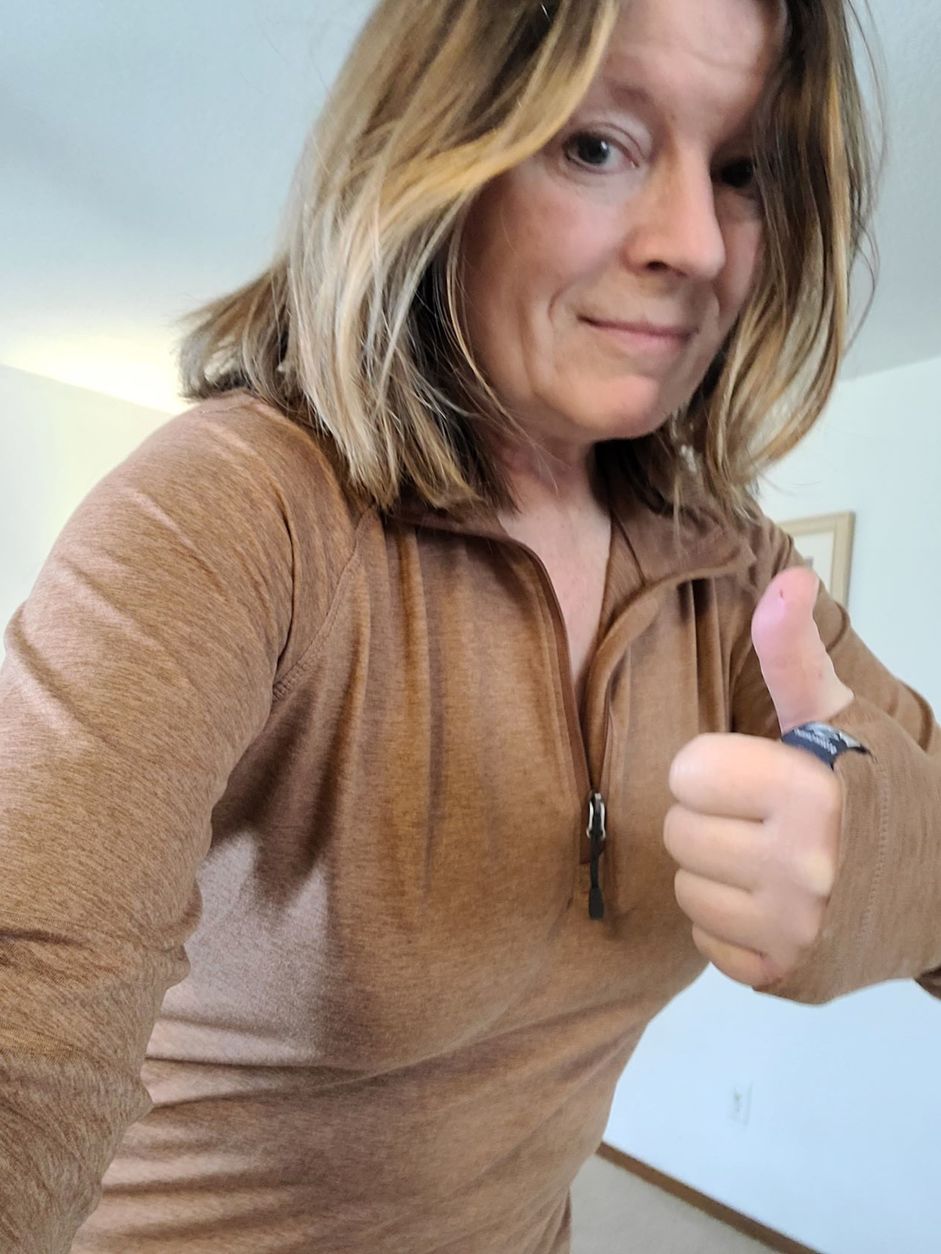 Customer photo review of Women's Pacesetter Super Soft Lightweight Quarter Zip