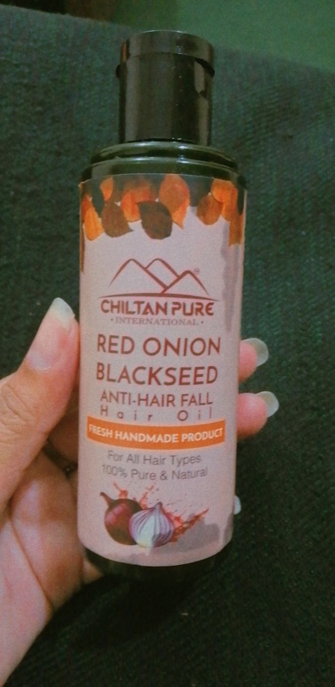 Customer photo review of Red Onion Blackseed Oil- Enhances Hair Growth, Anti-Hair fall, Prevents Premature Hair Growing, Makes Hair Strong & Glossy