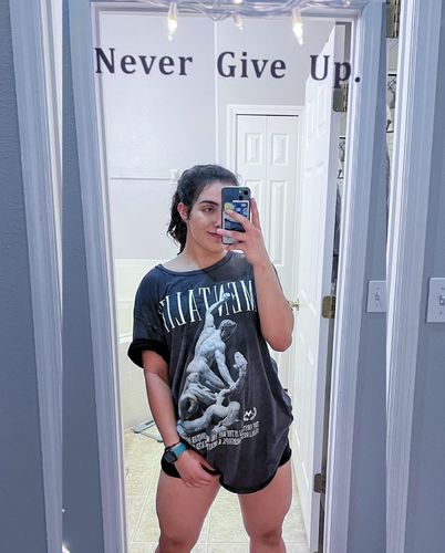 Customer photo review of Veni Vidi Vici -  VINTAGE TEE