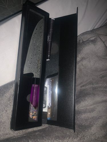 Customer photo review of Cuchillo Chef Edición Especial 💀🎃- Acero Damasco