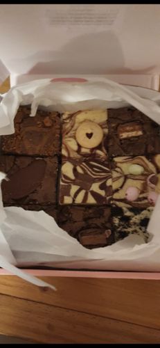 Customer photo review of Birthday Brownie & Blondie Box