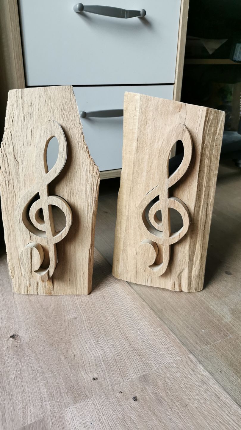 Customer photo review of Holzkunstwerk - Violinschlüssel