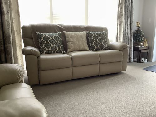 Customer photo review of Ada Leather Recliner 1+2+3 Suite