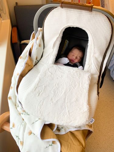 Customer photo review of Winter Waffle - Cream