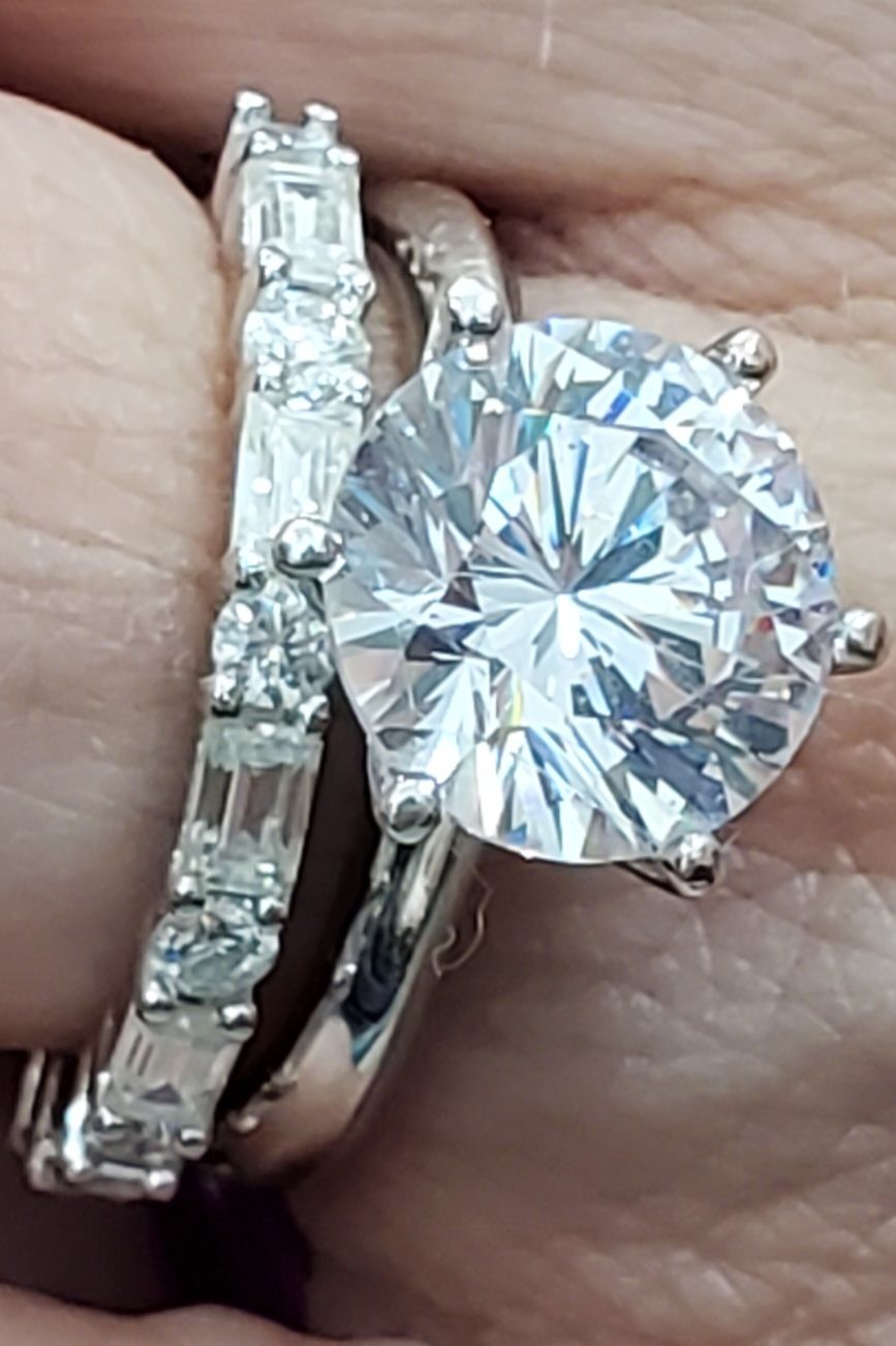Customer photo review of Alternating Baguette and Round Moissanite Half Eternity Wedding Band