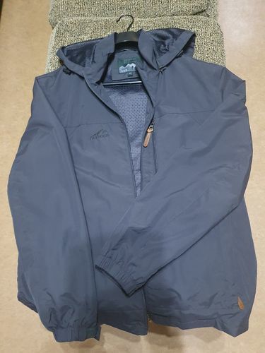 Customer photo review of Wiatroszczelna kurtka sportowa na świeżym powietrzu