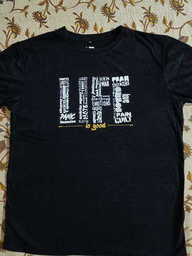 Customer photo review of Life is Good Round Neck Sleeve Unisex T-Shirt