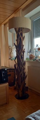 Customer photo review of Stehlampe Teakholz BLUMA  | Höhe 180 cm | inkl. Lampenschirm