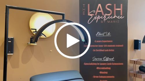 Customer video review of CosmoGlo Original Light Bundle + Phone Clip