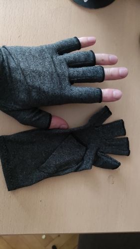 Customer photo review of HandHero - Compression Gloves For Arthritis Pain, Swelling, Stifness