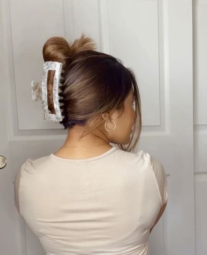 Customer photo review of XL Dreamy Claw Clip